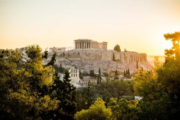 vacancies-in-sunny-greece-free-accommodation