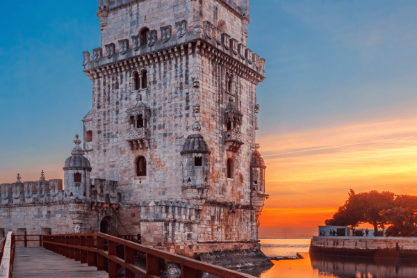 Sunshine-seekers-wanted-Join-us-in-Lisbon-as-a-Danish-speaking-Customer-Service-Champion.