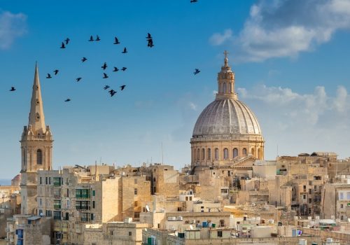 Swedish online croupier in Malta