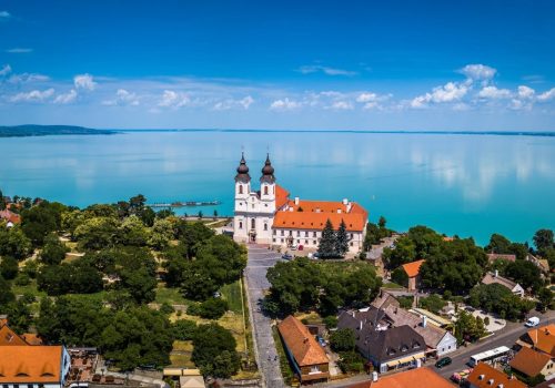 Swedish speaking customer service agents wanted in Hungary – Work from home