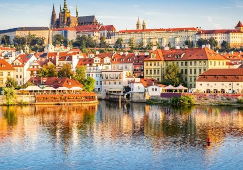 Travaillez pour une marque de luxe à Prague