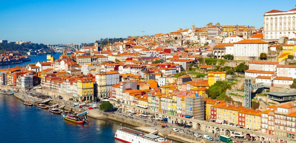 The pros and cons of working in Porto