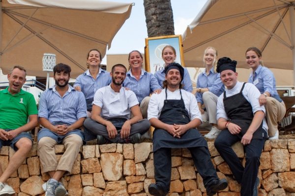 Waiters and Kitchen Staff needed in sunny Mallorca!