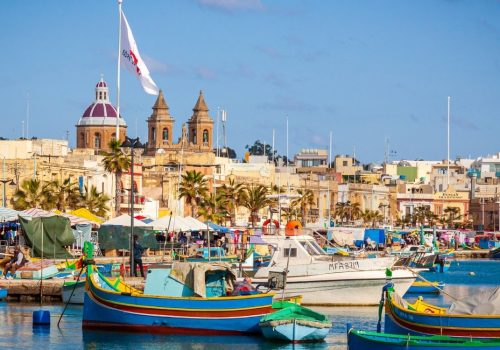 Werde Kundenberater/in auf der wunderschönen Mittelmeerinsel Malta