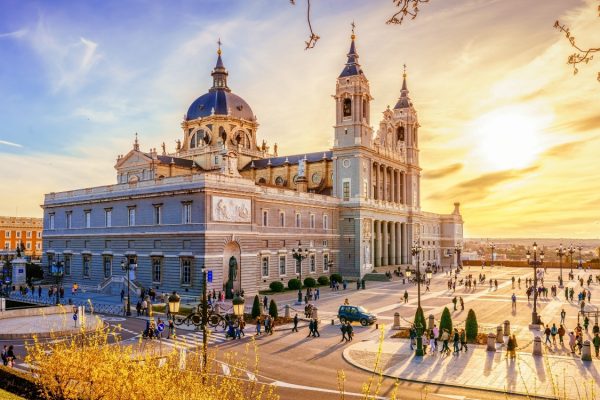 Word online croupier in Madrid!