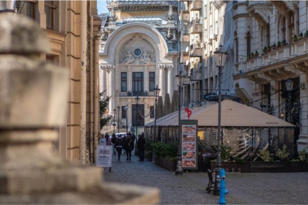 Work as a Russian-speaking Game Presenter in Bucharest, Romania!