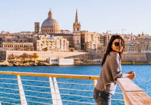 Sun, sea and ... writing! Start your career as a Content Writer in Malta