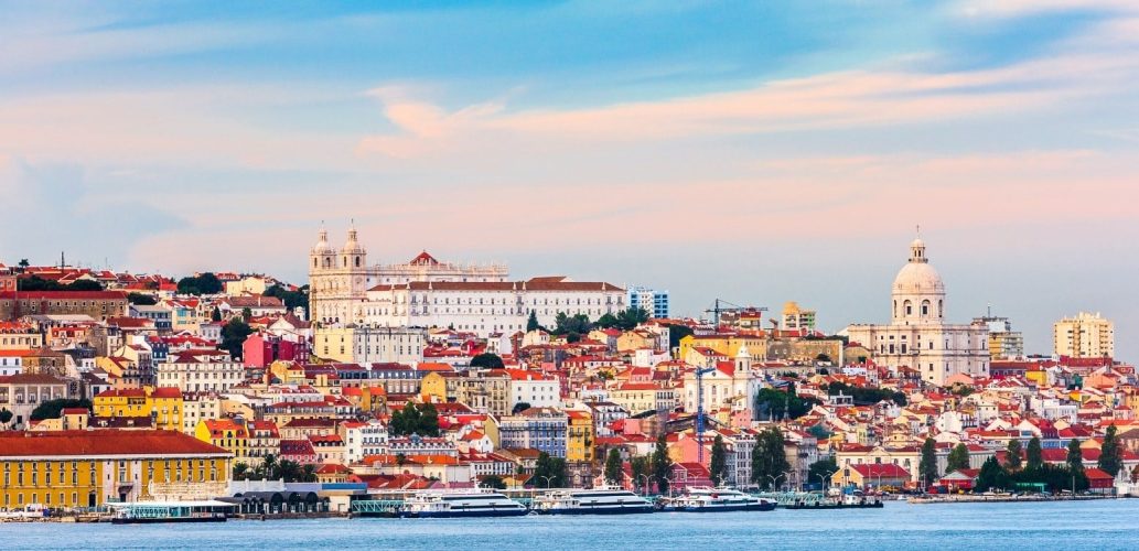 Bor og arbejder i Lissabon