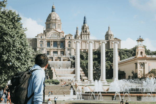 digimarkkinoinnin-konsultteja-etsitaan-tyoskentelemaan-googlelle-barcelonaan