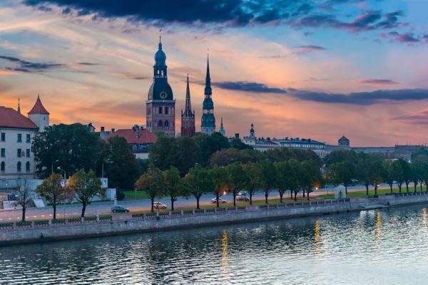 🌍 Nederlandstalige klantenservice in Letland - werken en wonen in Riga!